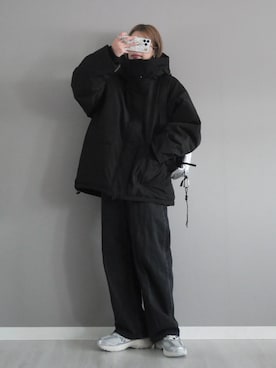 「アイテム（ボディバッグ/ウエストポーチ）」を使った、miiさん（レディース・162cm）の冬コーディネート