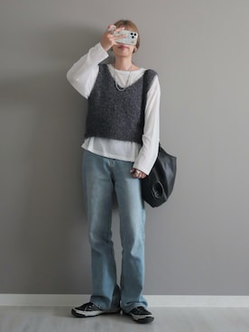 「アイテム（スニーカー）」を使った、miiさん（レディース・162cm）の秋コーディネート