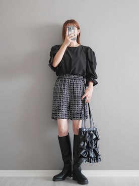 「ツイードパンツ」｜「アイテム（アクセサリー）」を使った、miiさん（レディース・162cm）の秋コーディネート