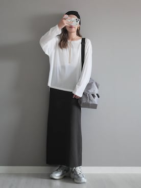 「アイテム（スカート）」を使った、miiさん（レディース・162cm）の秋コーディネート