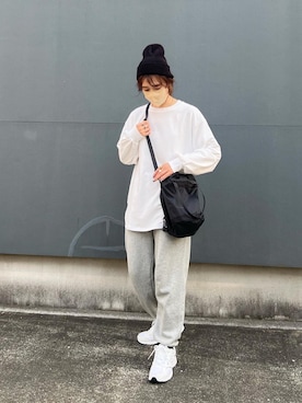 「GUコーデ」｜「アイテム（スウェットパンツ）」を使った、miiさん（レディース・162cm）の春コーディネート