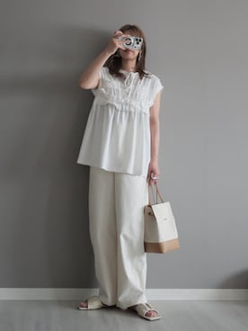 「forksy.（フォルクシー）の【forksy.】＜エブリデイシリーズ＞前後2way シャーリング カットフリル ショートスリーブTシャツ（Tシャツ/カットソー、ホワイト系）」を使った、miiさん（レディース・162cm）の夏コーディネート