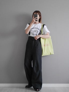 「ANGIE（アンジー）の【2023年春夏新色追加】GILDANカレッジロゴオーバーサイズTシャツ（半袖）（Tシャツ/カットソー）」を使った、miiさん（レディース・162cm）の春コーディネート