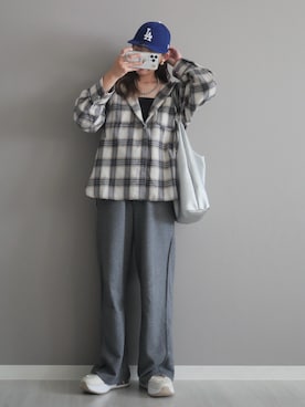 「アイテム（ピアス（両耳用））」を使った、miiさん（レディース・162cm）の秋コーディネート