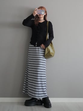 「BONLECILL Marche（ボンルシールマルシェ）の【BONLECILL Marche】ボリュームソールクロッグサボシューズ（スリッポン、ブラック系）」を使った、miiさん（レディース・162cm）の秋コーディネート