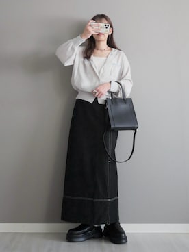 「BONLECILL（ボンルシール）の【UVカット率92％】配色ちびポケットシアーカーディガン【纏うUVケア - ソルヴェール】（カーディガン/ボレロ、グレー系）」を使った、miiさん（レディース・162cm）の春コーディネート