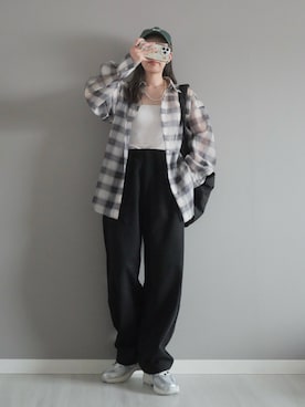 「タックパンツ」｜miiさん（レディース・162cm）の春コーディネート