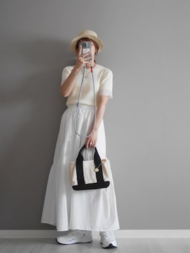 「リブニット」｜「アイテム（PC・スマホグッズ/家電）」を使った、miiさん（レディース・162cm）の夏コーディネート