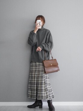 「チェック柄に恋してる」｜「アイテム（スウェット）」を使った、miiさん（レディース・162cm）の冬コーディネート