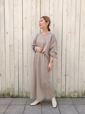 「Samansa Mos2 blue」｜「アイテム（スウェット）」を使った、miyaさん（レディース・158cm）の秋コーディネート