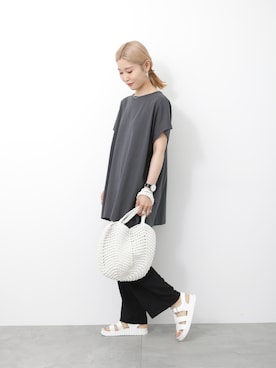 「Samansa Mos2 blue（サマンサモスモスブルー）のアイテム（サンダル）」を使った、miyaさん（レディース・158cm）の夏コーディネート