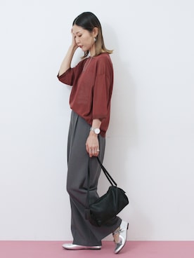 「アイテム（ドレスシューズ、シルバー系）」を使った、miyaさん（レディース・158cm）の秋コーディネート