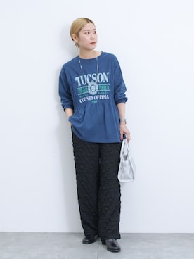 「Samansa Mos2 blue」｜「アイテム（アクセサリー）」を使った、miyaさん（レディース・158cm）の秋コーディネート