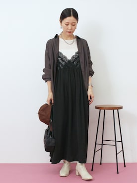 「アイテム（ドレスシューズ、ホワイト系）」を使った、miyaさん（レディース・158cm）の秋コーディネート