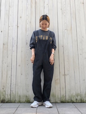 「Samansa Mos2 blue」｜「アイテム（サロペット/オーバーオール）」を使った、miyaさん（レディース・158cm）の秋コーディネート