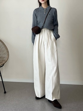 「アイテム（ローファー）」を使った、haru さん（レディース・162cm）の秋コーディネート