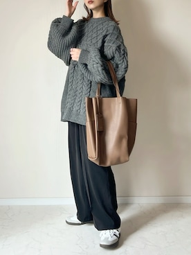 「ケーブルニット」｜「アイテム（スラックス）」を使った、haru さん（レディース・162cm）の冬コーディネート
