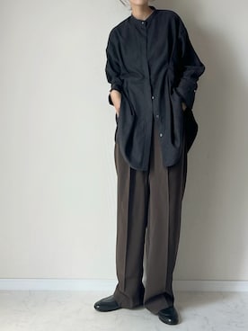 「ADAM ET ROPE'（アダムエロペ）のボロネーゼビットローファー（ローファー、ブラック系）」を使った、haru さん（レディース・162cm）の秋コーディネート