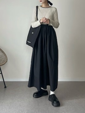 「アイテム（シュシュ）」を使った、haru さん（レディース・162cm）の秋コーディネート