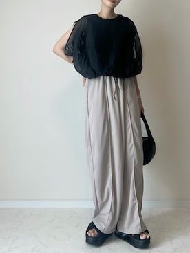 「La-gemme（ラジェム）のストレッチ ワイドイージーパンツ（その他パンツ、ベージュ系）」を使った、haru さん（レディース・162cm）の春コーディネート