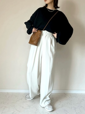 「lawgy（ラウジー）のpleats shoulder bag（ショルダーバッグ）」を使った、haru さん（レディース・162cm）の春コーディネート