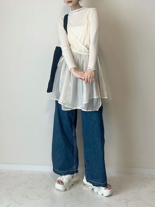 「NOAHL（ノアル）の【NOAHL】カシュクールシアーキャミトップス（キャミソール）」を使った、haru さん（レディース・162cm）の春コーディネート