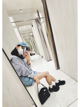 「blue」｜「アイテム（トートバッグ）」を使った、Alice Tsangさん（レディース・155cm）の秋コーディネート
