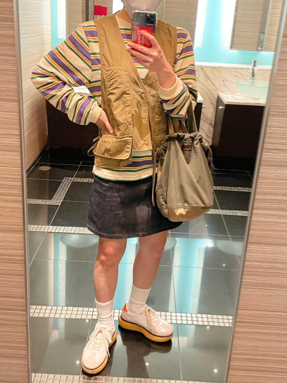 A.P.C.のデニムスカート（ブラック系）を使った人気ファッション