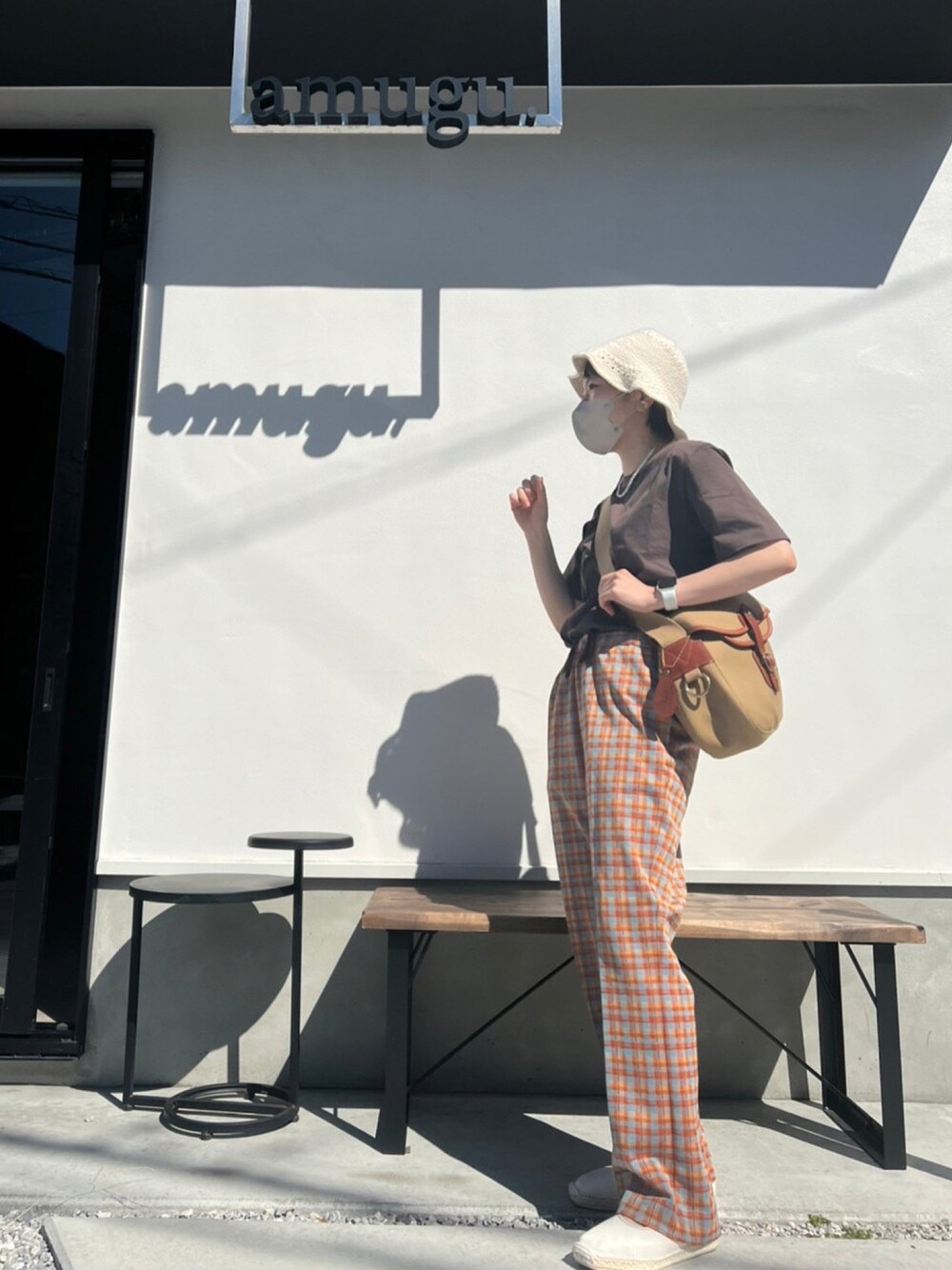 「秋コーデ、休日コーデ、パンツコーデ、チェックパンツ、秋色コーデ、AURALEE、BEAMS BOY、BRADY、秋ルック紹介するよ」｜「BRADYの＜Brady＞ ARIEL TROUT/バッグ（ショルダーバッグ、ベージュ系）」を使った、Yucarinさん（レディース・158cm）の秋コーディネートの1枚目の写真