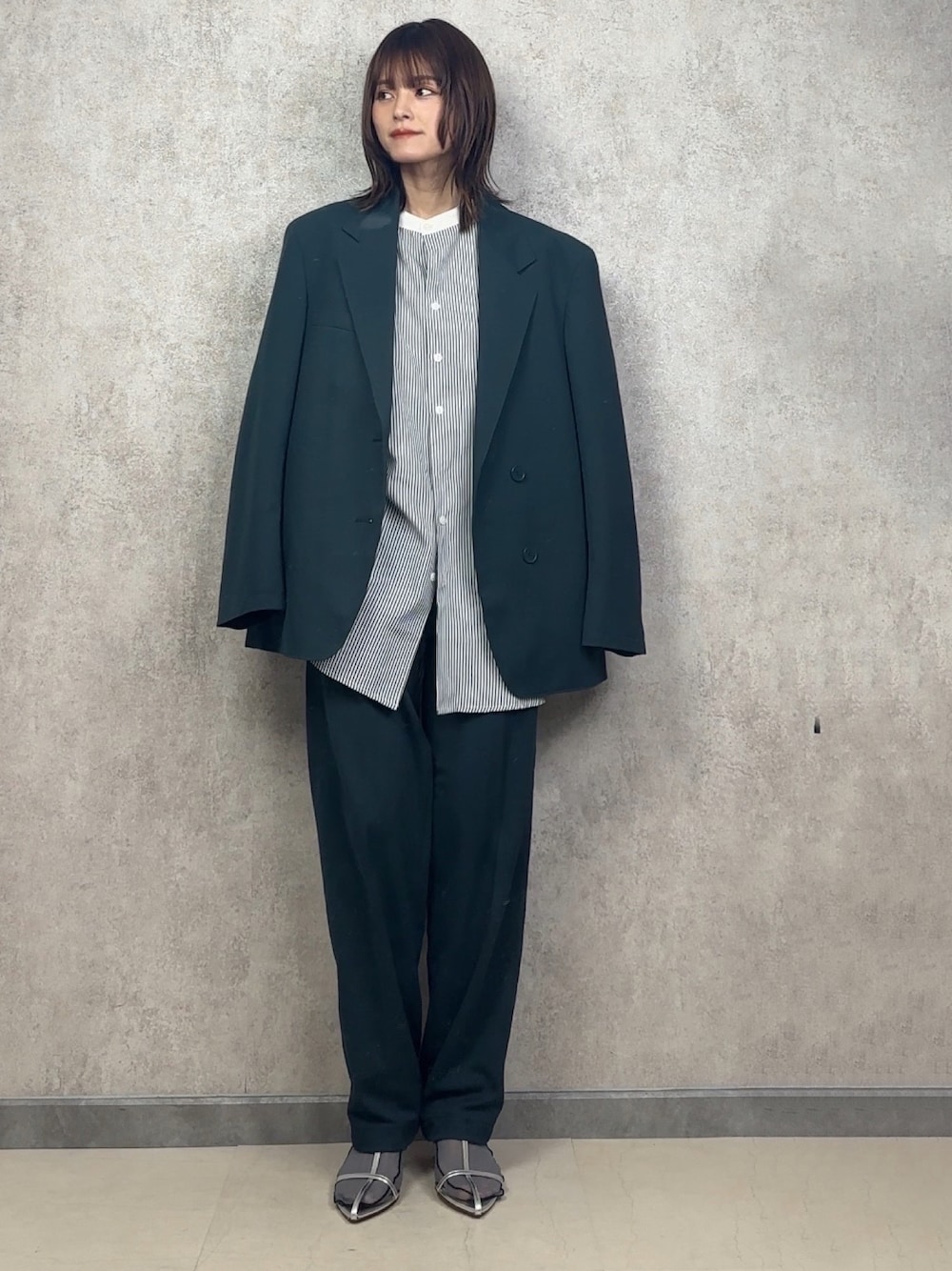 「オトナカジュアル、UNIQLO、ユニクロ、セットアップ、yunco_de、153cm、低身長」｜「UNIQLOのアイテム（ジャケット/アウター、グリーン系）」を使った、yunさん（レディース・153cm）の冬コーディネートの1枚目の写真