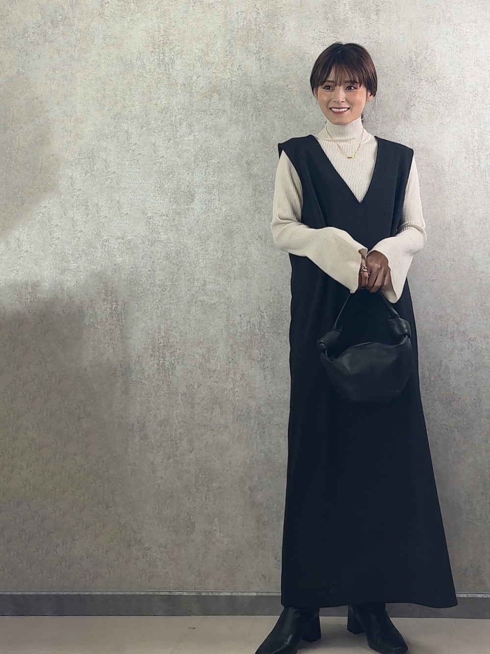 「秋冬コーデ、シンプルコーデ、153cm、低身長、yunco_de、GRL」｜「GRLのアイテム（トップス、ホワイト系）」を使った、yunさん（レディース・153cm）の冬コーディネートの1枚目の写真