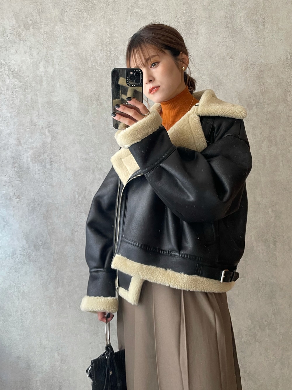 「wearhalloween2021、休日コーデ、ダズリン、ユニクロ、カジュアル、ootd、低身長コーデ」｜「dazzlinのレザーライクボアショートブルゾン（ブルゾン、ブラック系）」を使った、yunさん（レディース・153cm）の秋コーディネートの1枚目の写真