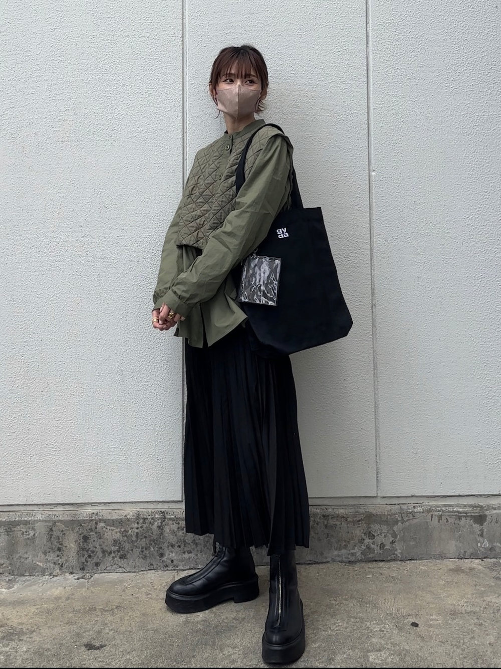 「春服デビュー宣言、トートバッグ、yunco_de、153cmコーデ、低身長女子、低身長コーデ、ZARA、WORKMAN」｜「GYDAのGYDA (ジェイダ) トートバッグ CANVAS GY-B081（トートバッグ、ブラック系）」を使った、yunさん（レディース・153cm）の春コーディネートの1枚目の写真