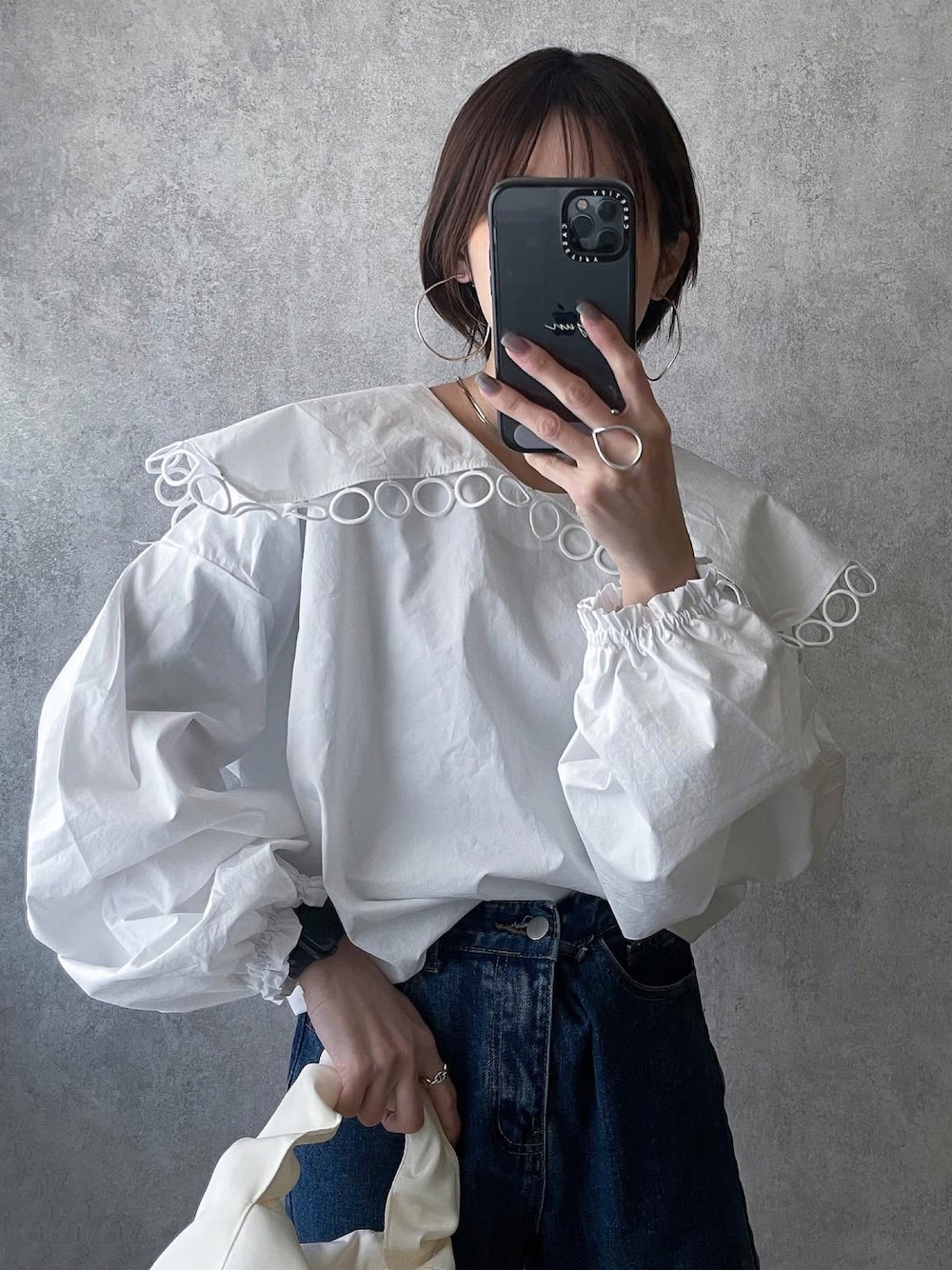 「春服みてみて、襟付きトップス、襟付きブラウス、yunco_de、yunくろ、yunclo、ブラウス、春カラー、シンプルコーデ」｜「yuncloのアイテム（トップス、ホワイト系）」を使った、yunさん（レディース・153cm）の春コーディネートの1枚目の写真