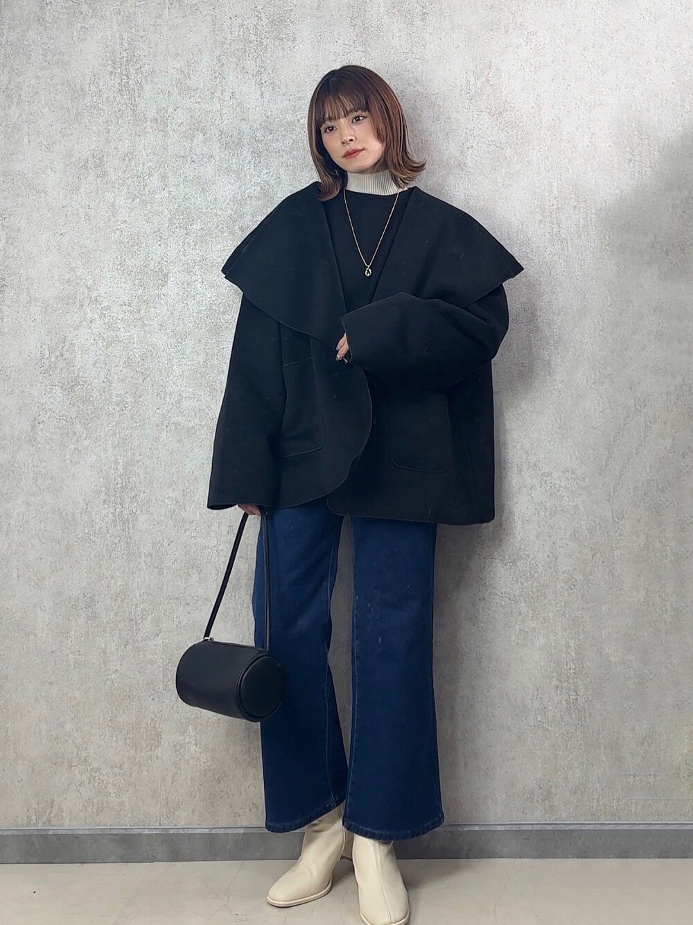 yunさんの「[神山まりあさん着用][2022A/W COLLECTION]ビッグカラーウールライクミドル丈コート（Re:EDIT）」を使ったコーディネート