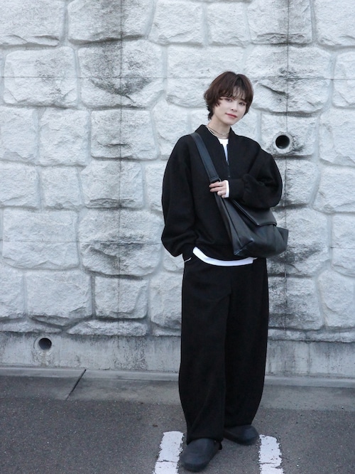 「CURA CLOSET(キュラ クローゼット)の【ema.217 select】ハーフジップ&カーブパンツセットアップ(セットアップ)」を使った、yunさん(レディース・153cm)の春コーディネート