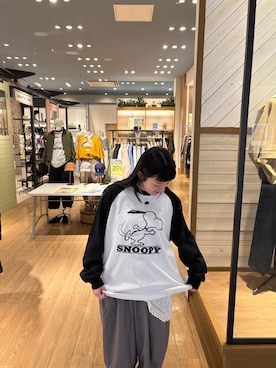 「LOWRYS FARM（ローリーズファーム）のイージーワイドカーブパンツ 327286（その他パンツ、グレー系）」を使った、こんさんさん（レディース・155cm）の春コーディネート