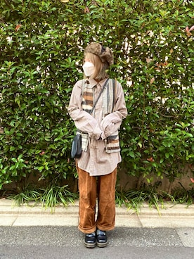 「古着好きな人と繋がりたい」｜「アイテム（その他シューズ）」を使った、sayanoさん（レディース・158cm）の秋コーディネート