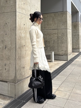 「アイテム（チャーム）」を使った、AIさん（レディース・159cm）の春コーディネート