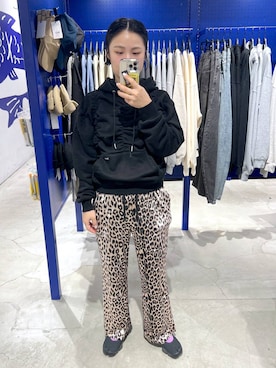 「アイテム（パーカー）」を使った、みょん／ALAND STAFFさん（レディース・164cm・40代）の秋コーディネート