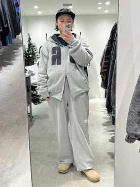 「アイテム（スウェットパンツ）」を使った、みょん／ALAND STAFFさん（レディース・164cm・40代）の秋コーディネート