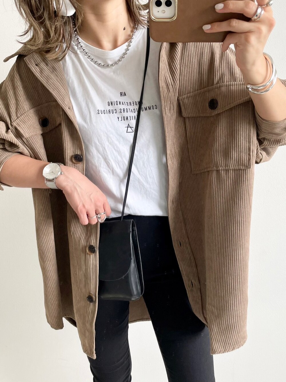 「だから秋服が好き、秋コーデ、きれいめカジュアル、プチプラ、プチプラコーデ、コーデュロイジャケット」｜「classicalelfのセットアップが楽しめる。コーデュロイCPOシャツ（ブルゾン、ブラウン系）」を使った、classicalelfクラシカルエルフさん（レディース・153cm）の秋コーディネートの1枚目の写真