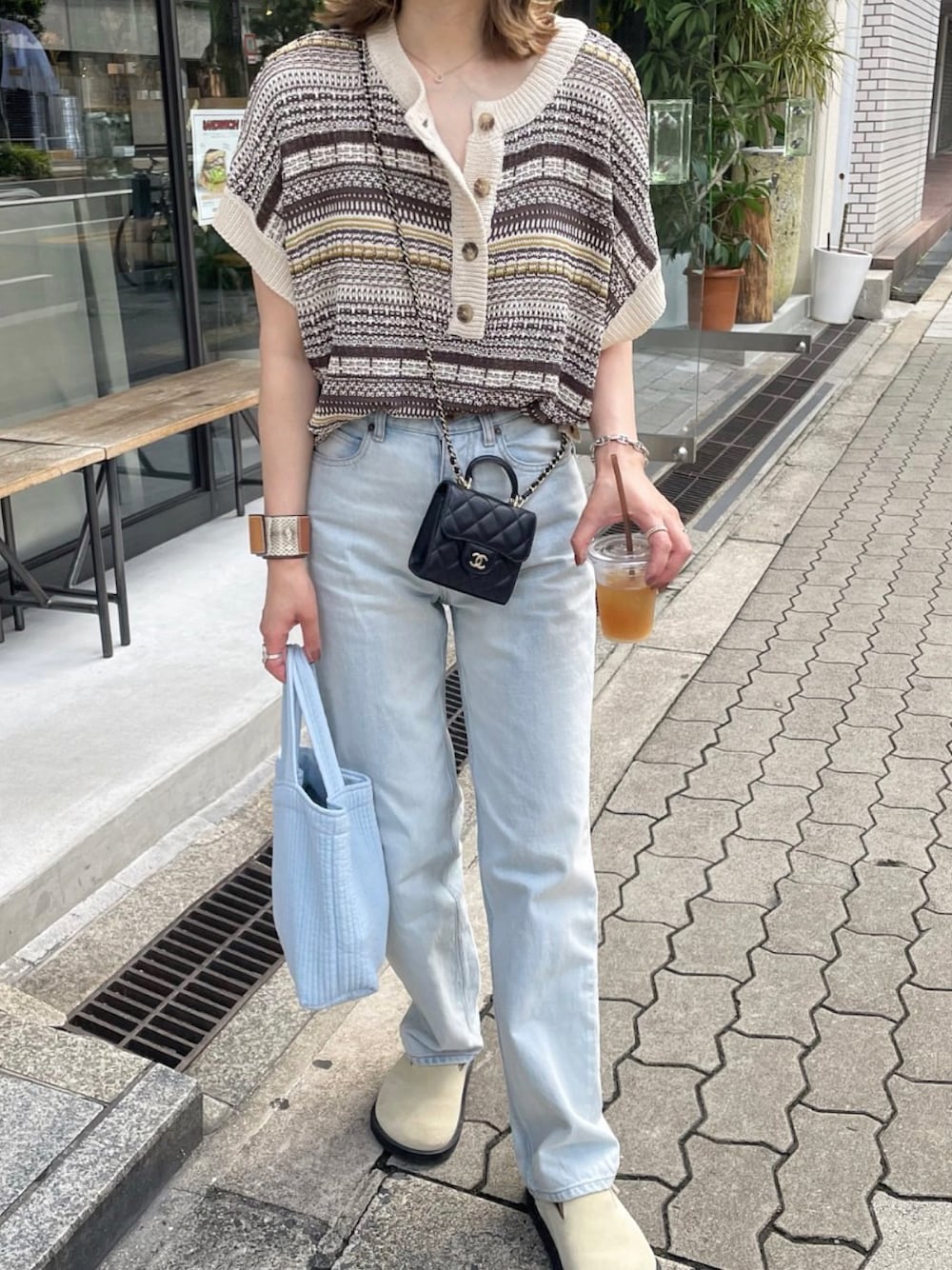 「オトナカジュアル、楽チンコーデ、カジュアルコーデ、リラックススタイル、オトナカワイイ、プチプラ、パンツスタイル、サマーニット、プチプラコーデ」｜「classicalelfのレトロ感のある夏。2way変形ジャガードニットプルオーバー（Tシャツ/カットソー、ホワイト系）」を使った、classicalelfクラシカルエルフさん（レディース・161cm）の夏コーディネートの1枚目の写真