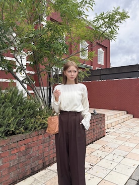 「classicalelf（クラシカルエルフ）の甘すぎない、透け感フェミニン。透かし編みキャンディスリーブ配色メロウトップス（Tシャツ/カットソー、ホワイト系）」を使った、classicalelfクラシカルエルフさん（レディース・164cm）の秋コーディネート