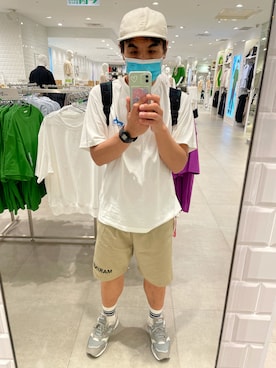 「BEAMS JAPAN（ビームス　ジャパン）のアイテム（Tシャツ/カットソー、ホワイト系）」を使った、Martiniさん（メンズ・172cm）の春コーディネート