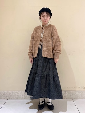 「ティアードスカート」｜「アイテム（ハンチング/ベレー帽）」を使った、ayaさん（レディース・165cm）の冬コーディネート