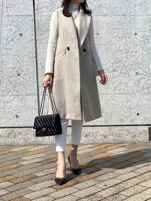 美品　PELLICO シルバー スタッズ ポインテッドトゥ PELLICO（ペリーコ）の「PELLICO(ペリーコ)スタッズポインテッド