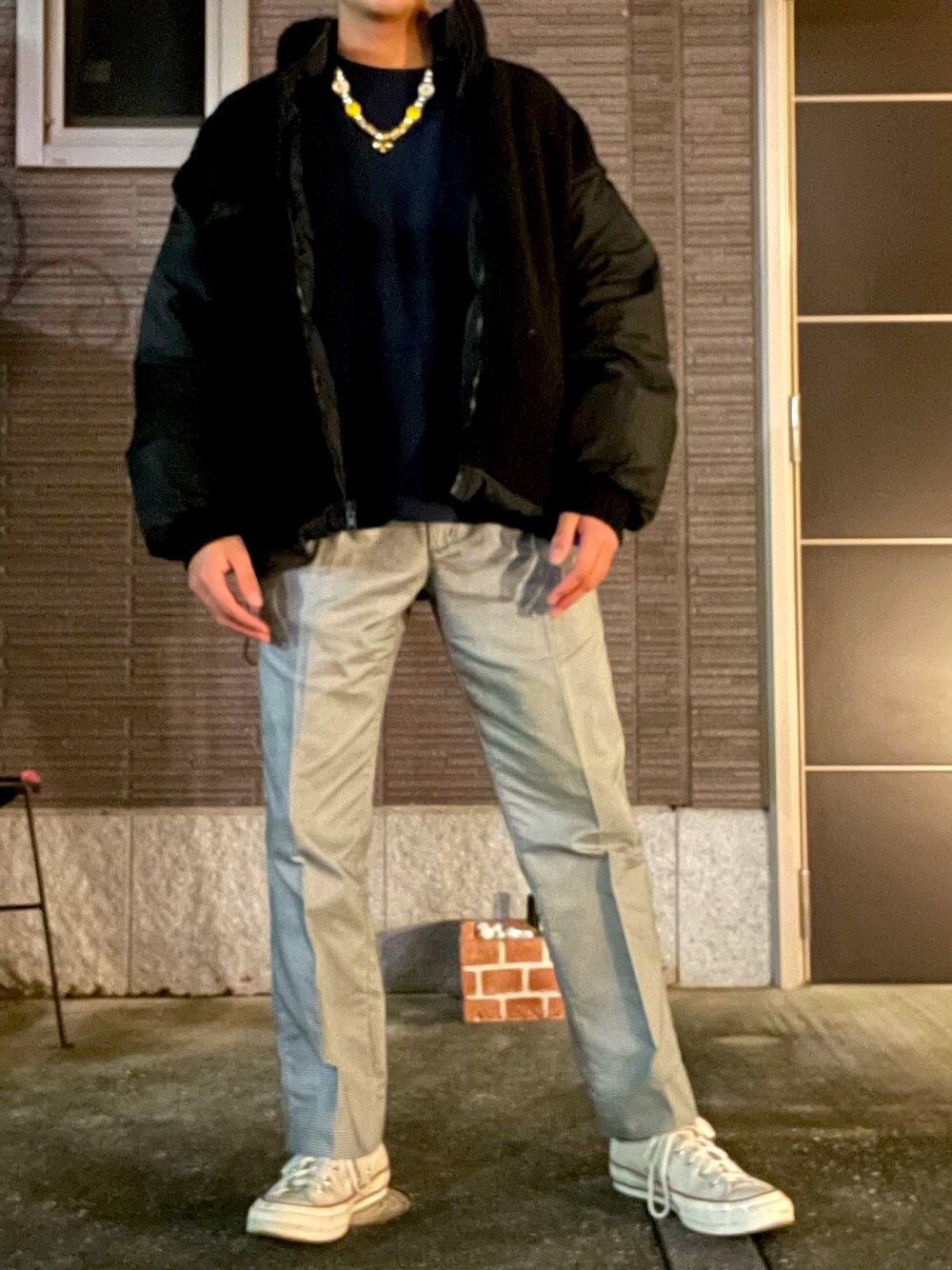 「冬コーデ、ゆるコーデ、カジュアル、低身長コーデ、プチプラ、きれいめカジュアル、冬のコーデ」｜「CASPER JOHNのReversible Boa Down Jacket/リバーシブルボアダウンジャケット(ダウン70%,フェザー30%)（ダウンジャケット/コート、ブラック系）」を使った、ゆーたさん（メンズ・165cm）の冬コーディネートの1枚目の写真