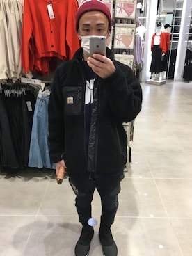 「Carhartt WIP（カーハートダブリューアイピー）のアイテム（その他アウター）」を使った、マイケルタクーヤさん（メンズ・167cm）の春コーディネート