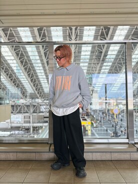 「WHITELAND（ホワイトランド）のアイテム（その他パンツ）」を使った、宗一郎さん（メンズ・174cm）の冬コーディネート